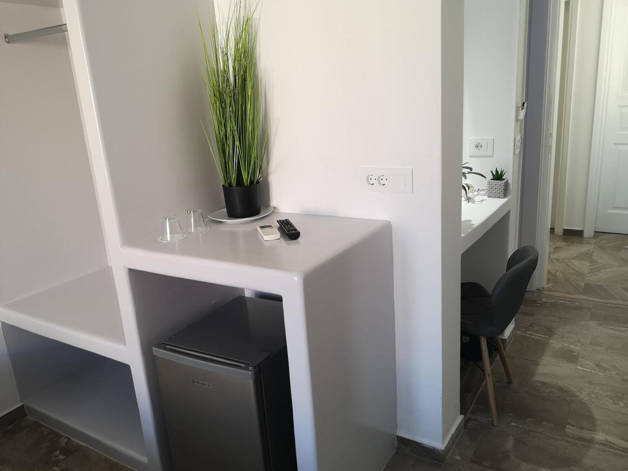 Hotel Zeus Kamári Habitación foto
