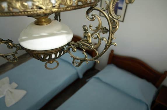 Hotel Zeus Kamári Habitación foto